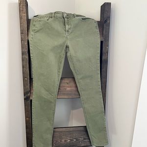 SALE!!  Old Navy Rockstar Skinnies